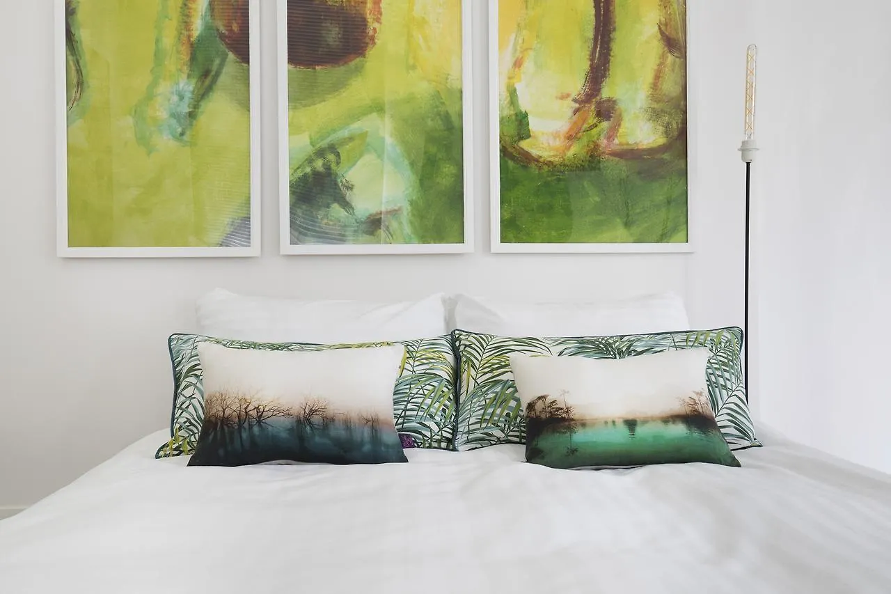 Bed & Breakfast Montmartre Romantic, - Parijs
