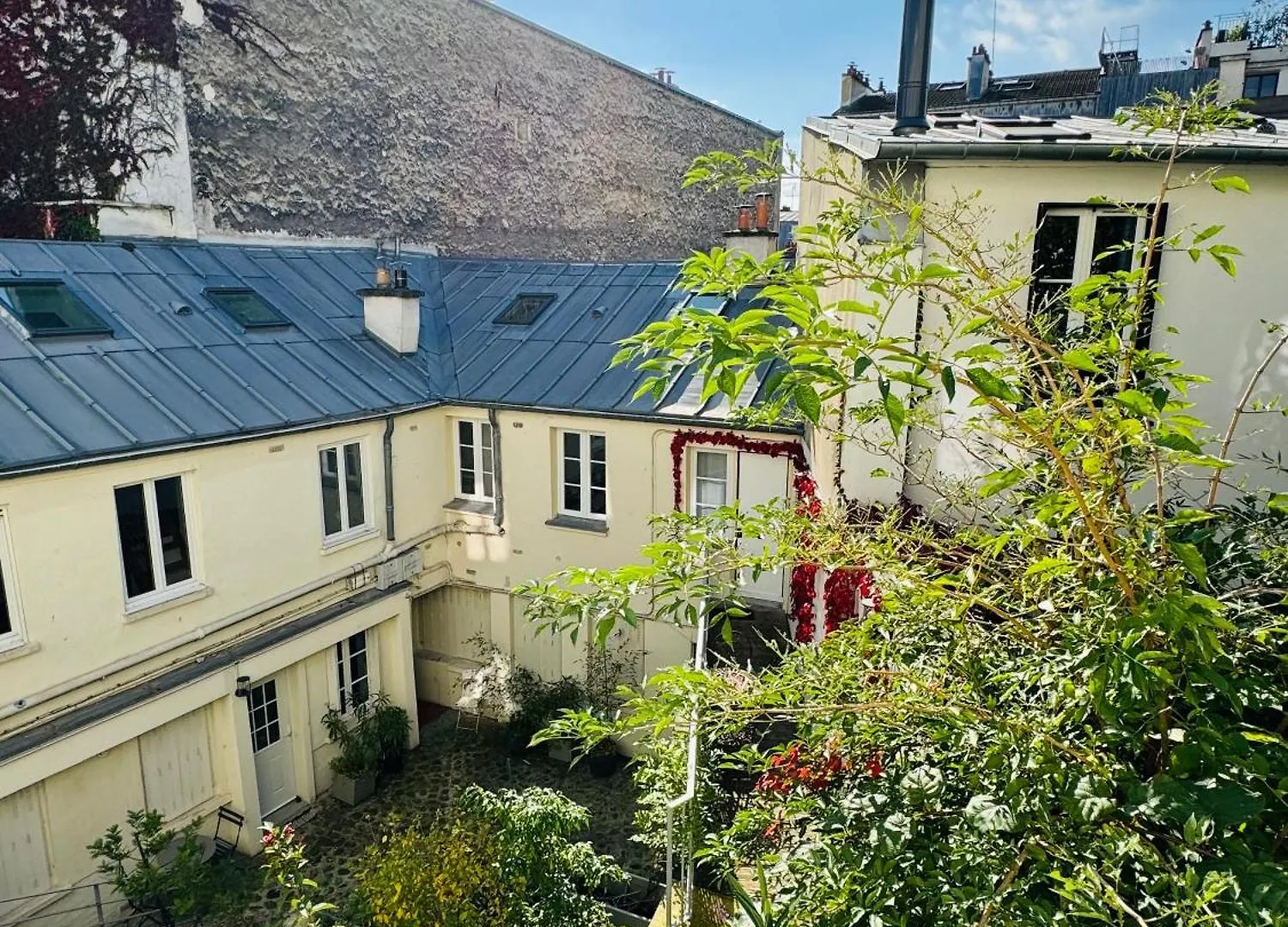 Montmartre Romantic, -