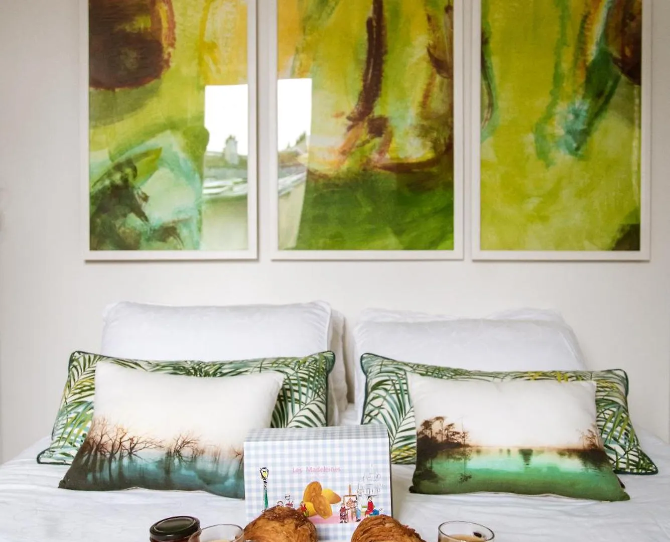 Bed & Breakfast Montmartre Romantic, -