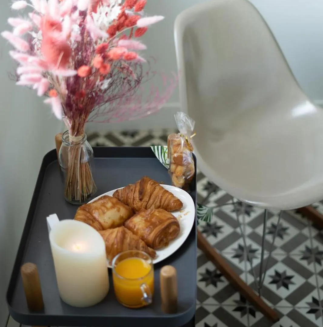 Montmartre Romantic, - * パリ